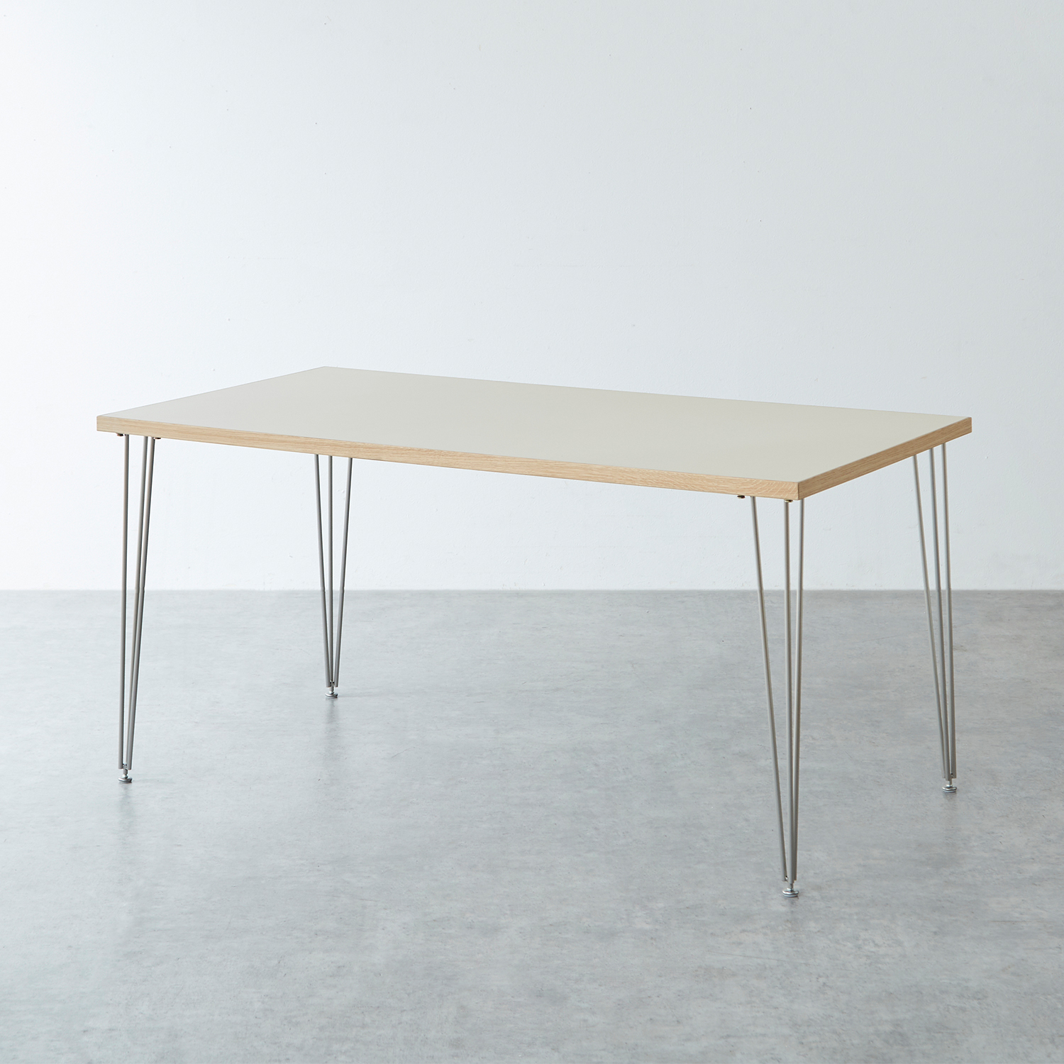 メラミン天板 ダイニングテーブル 幅150cm / ステンレス脚